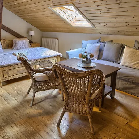 Zbojnicky Halas * Tisovec