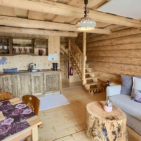 Zbojnícky Halaš Pensión Tisovec