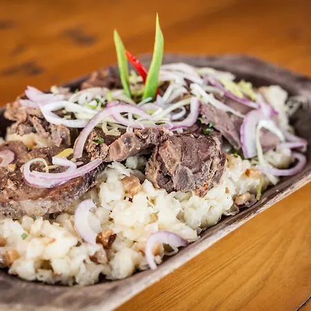 Pensión Zbojnícky Halaš Tisovec